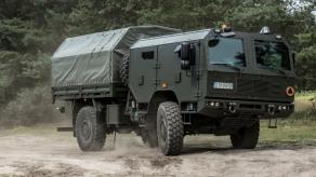 Виробництво вантажівок Jelcz, на які ставлять Patriot та HOMAR-K, зросте з 400 до 2000 штук у Польщі завдяки новому заводу