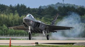 Південнокорейський винищувач KF-21 нарешті завершив випробування, скільки часу на це пішло