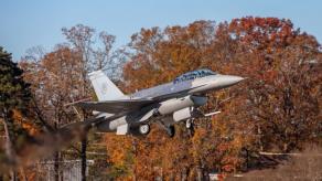 F-16 для Філіппін знову завис на гачку: ціна майже рівна оборонному бюджету і нібито жодної офіційної пропозиції