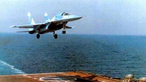 Як в РФ "саджали" прототип Су-34 на "Кузнецов" та який інформаційний результат отримали