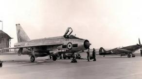 Для чого британці вели бої між поршневими Spitfire та реактивними Lightning, і що це може нам дати зараз