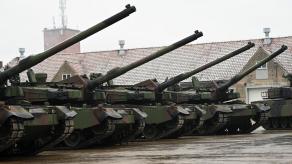 У Польщі б'ють на сполох - їх міноборони збанкрутує через масштабну закупівлю озброєння на понад 66 млрд доларів