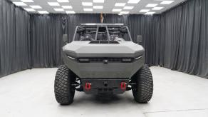 Легендарну Toyota Hilux перетворили на баггі по типу M1301 ISV з США, але навіщо це потрібно на сучасному полі бою