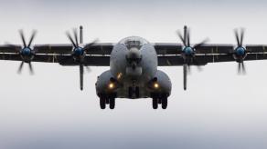 Якая зарплата - така і робота, завод який ремонтував Ан-22, що розбився під Іваново, сидить без грошей з вересня