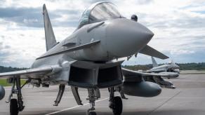 Бангладеш не злякала захмарна ціна Eurofighter, яка націлилась придбати до 16 винищувачів