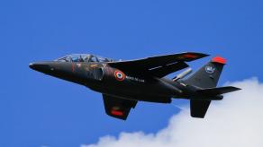 Франція знайшла 12 "зайвих" літаків Alpha Jet, які поставлять Нігерії, але це дуже дивна історія