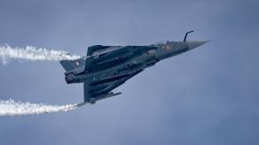 Сирий винищувач Tejas "прикутий до землі" через чергову аварію, поки Індія випробовує виправлення проблеми