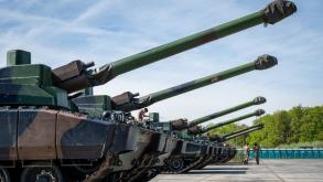 У Франції закликали повернутися до "гусарів", "драгунів" та "кірасирів" у бронетехніці, як відповідь на дрони