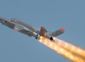 Якщо XQ-58A Valkyrie дійсно озброять ракетами "повітря-повітря", то це ідеальна пара для F-16 чи інших винищувачів