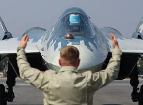 Чи може злякатися Алжир санкцій від США та перестати купувати зброю у РФ включно з Су-57