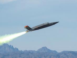 Щоб міг сам "відбомбитися" по РФ та повернутися додому - Німеччина шукає безпілотний винищувач-бомбардувальник