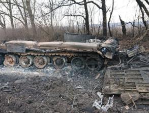 У РФ знову скасували "танковий біатлон", який відомий феєричними промахами по стаціонарних цілях