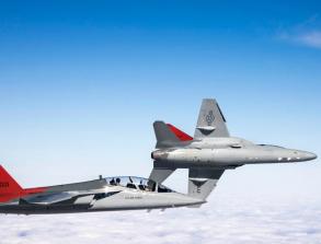 На заміну "ветеранам" Т-38 Talon у США після років затримок нарешті підуть в серію T-7A Red Hawk