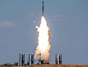 Індійці ще не встигли замовити ракети до С-400, як рашисти вже відстріляли їх по Україні