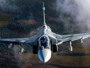 У Saab за досвідом України думають над тим, щоб Gripen теж міг дешево збивати "Шахеди"