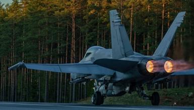 Невже Україна може отримати 62 вживаних винищувачі F/A-18 Hornet як про це кажуть рашисти, і чи все настільки просто