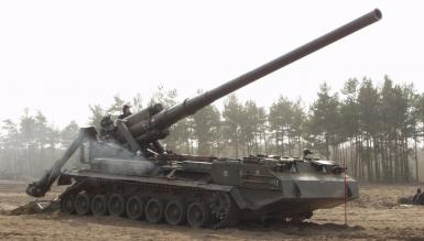 Польща мала вісім САУ 2С7 "Піон", із них половина зараз в музеях, чи могли інші посилити ЗСУ