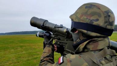 Після успіхів в Україні ПЗРК Piorun лише набуває популярності у Європі, тож Польща хоче нарощувати виробництво далі