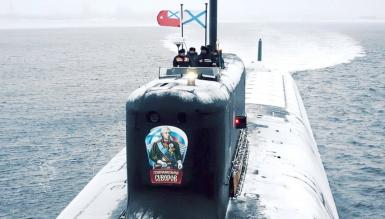 Що за російський атомний підводний човен "Генералиссимус Суворов", який відстрілявся "вимученою" МБР Р-30 "Булава"