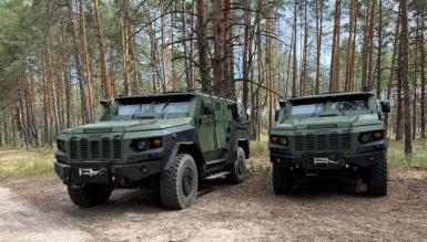 Перша партія українських бронеавтомобілів "Варта-2" вже надійшла до НГУ та на що вони здатні