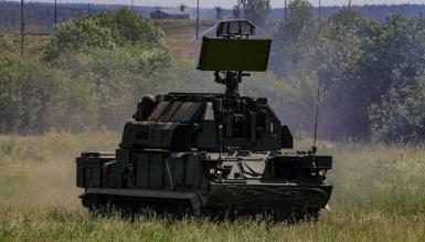 Рашистів втомило втрачати свої ЗРК "Тор" через українські дрони, тож вони вигадують як краще захиститися за допомогою РЕБ