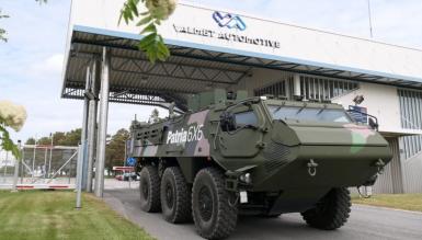 БТР Patria 6x6 надходив до ЗСУ, а тепер буде вироблятися сотнями на автомобільному заводі у Фінляндії