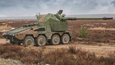 Скільки років займе постачання 72 новітніх САУ RCH 155 Великій Британії, що має враховувати Україна