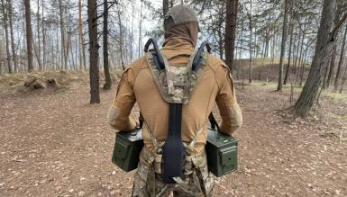 ​Бойова механіка, Сили оборони України випробовують новий пасивний екзоскелет "Гюрза-1" від Military Trade