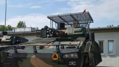 У Польщі поставили на БТР Rosomak "мангал" зразка 2022 року - це перша спроба на цій машині і схоже, що будуть ще 