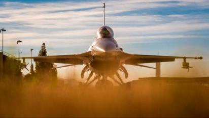 На скільки F-16 може розраховувати Україна та чому виробництво F-35 у цьому процесі має визначальну роль