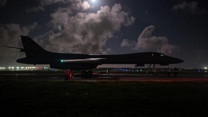 США за лічені дні перекинули в Європу половину своїх боєздатних B-1 та які дві переваги вони мають для ударів по Ірану