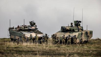 Що впливає на вибір сучасної БМП та чому локалізація стає критичним питанням в Європі на прикладі Румунії