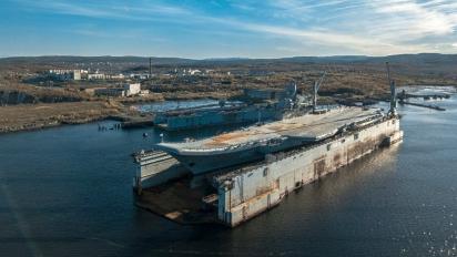 Через 8 років після аварії з "Адмиралом Кузнецовым" рашисти таки підіймуть затонулий плавучий док ПД-50