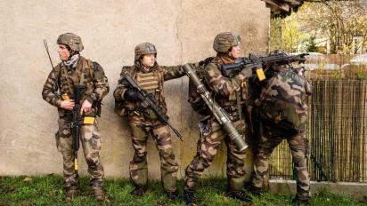 Франція формує третю дивізію, це буде "тероборона" з резервістів, яку озброять за "принципом молодшого брата", але це може вдарити по Україні