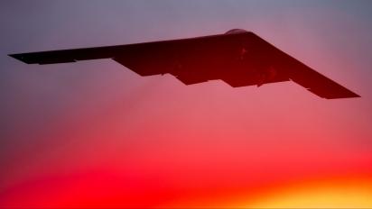 Чи дійсно міг Трамп надати наказ щодо ядерного удару по Ірану, і чи є у США "запобіжники" не цей випадок