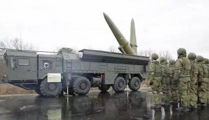 "Роскосмос" за 3 роки має отримати $12 млрд, але ці гроші підуть переважно на "Іскандери" та інші ракети