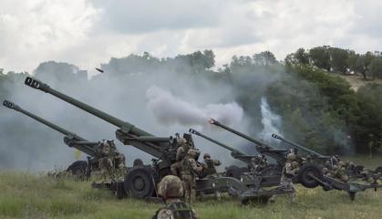 Італія хоче замінити частину своїх саморухомих гаубиць FH70 на САУ RCH 155, і це цікава історія для України