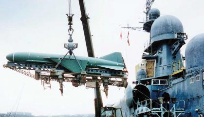 Рашисти ймовірно зробили свій морський дрон із Starlink та БЧ від старої ракети П-15