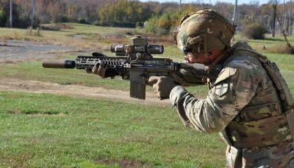 США у 2024 році робить важливий крок у переході на новий калібр 6,8 мм та заміни легендарної M4