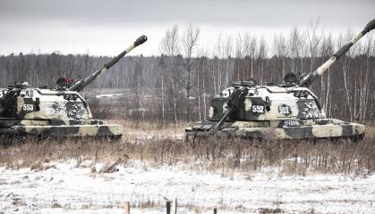 Скільки бронетехніки та артилерії у батальйонних групах РФ біля кордонів України 