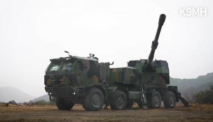 У Кореї показали у дії колісну САУ K9MH, на яку Hanwha робить величзену ставку, чи змогла вона "перестріляти" Archer та RCH 155