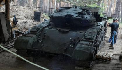 Навіщо ЗСУ зробили "танк-франкенштейн" на базі корпусу САУ "Мста-С" та танка Т-72Б