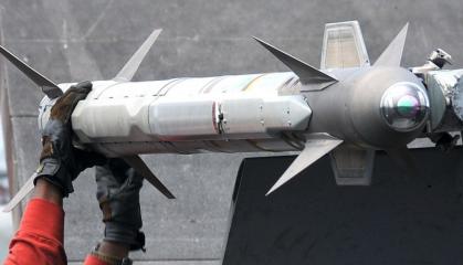 AIM-9X Block III поховали ще у 2010-х, а тепер хочуть новий варіант CV - компактніший і далекобійніший