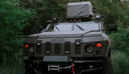Українські бронеавтомобілі "Новатор" посилили спецпризначенців "Омеги" на найгарячіших напрямках