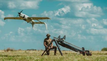 Спершу український Raybird виконав тисячі місій в Україні, а тепер його собі купує армія США
