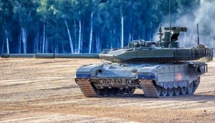 Невже у РФ бояться, що в неї вкрадуть технологію "скаженого кулемета" італійці, які вивчають Т-90
