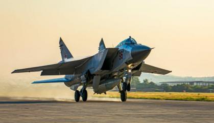 Для чого РФ аж понад 40 МиГ-31 під "Кинжал", якщо в запасі всього 100 таких ракет