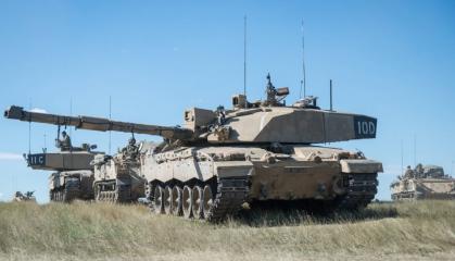 Британці пишуть, що їх 3-тя танкова дивізія як основа армії існує лише "на папері", і не знають, що робити