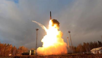 Скільки у РФ балістичних ракет середньої дальності "Орешник" і які темпи їх виробництва