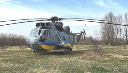 Раніше з парку HeliOperations Україна отримала вертольоти Sea King, а тепер там вішають зенітні дрони на такі гелікоптери